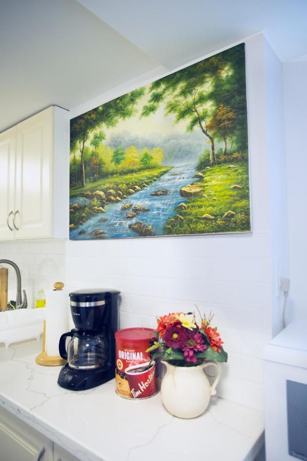 Villa Cozy 3Br 2Bth Lower Unit, A Min To Hwy401, 404 & Dvp Toronto Exterior foto