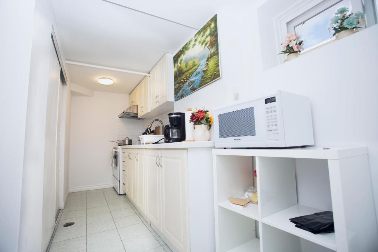 Villa Cozy 3Br 2Bth Lower Unit, A Min To Hwy401, 404 & Dvp Toronto Exterior foto